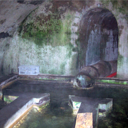 Répartiteur du captage de Fontaine Froide (St-Christophe-la-grotte)